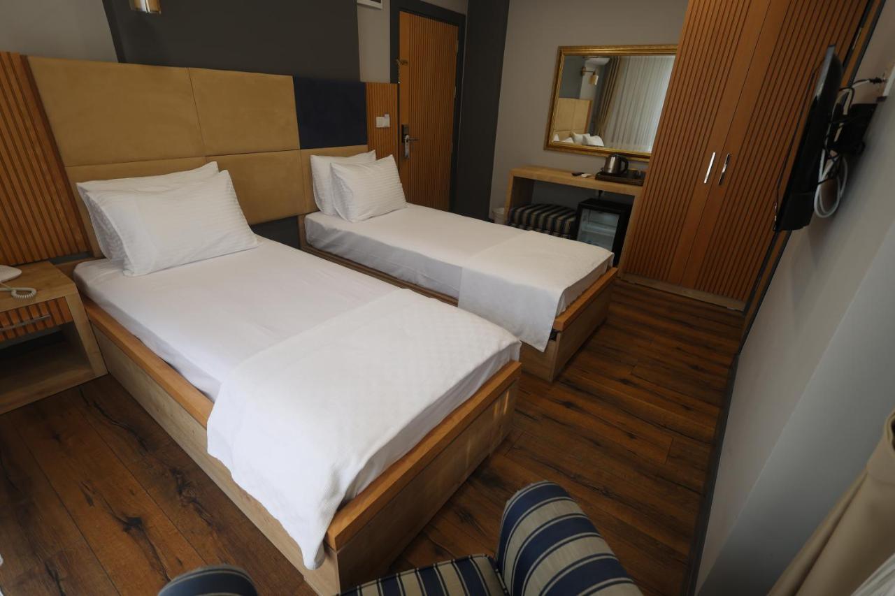 Tasliman Otel Γιάλοβα Εξωτερικό φωτογραφία