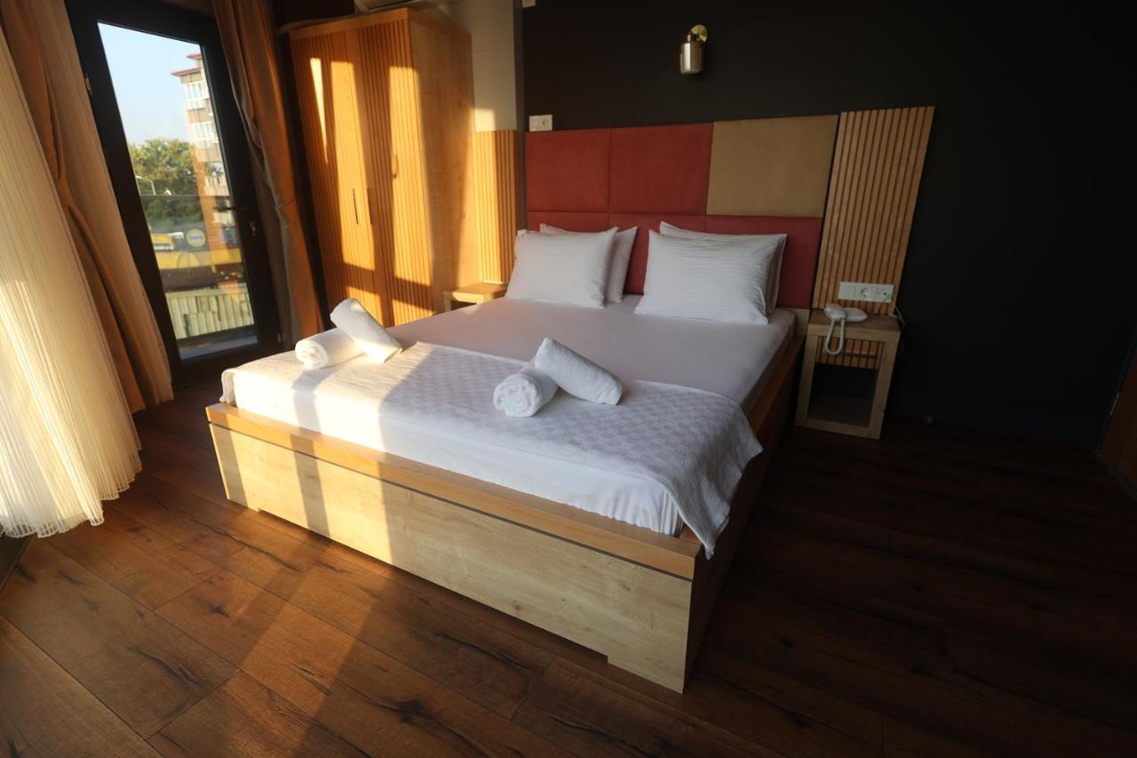 Tasliman Otel Γιάλοβα Εξωτερικό φωτογραφία