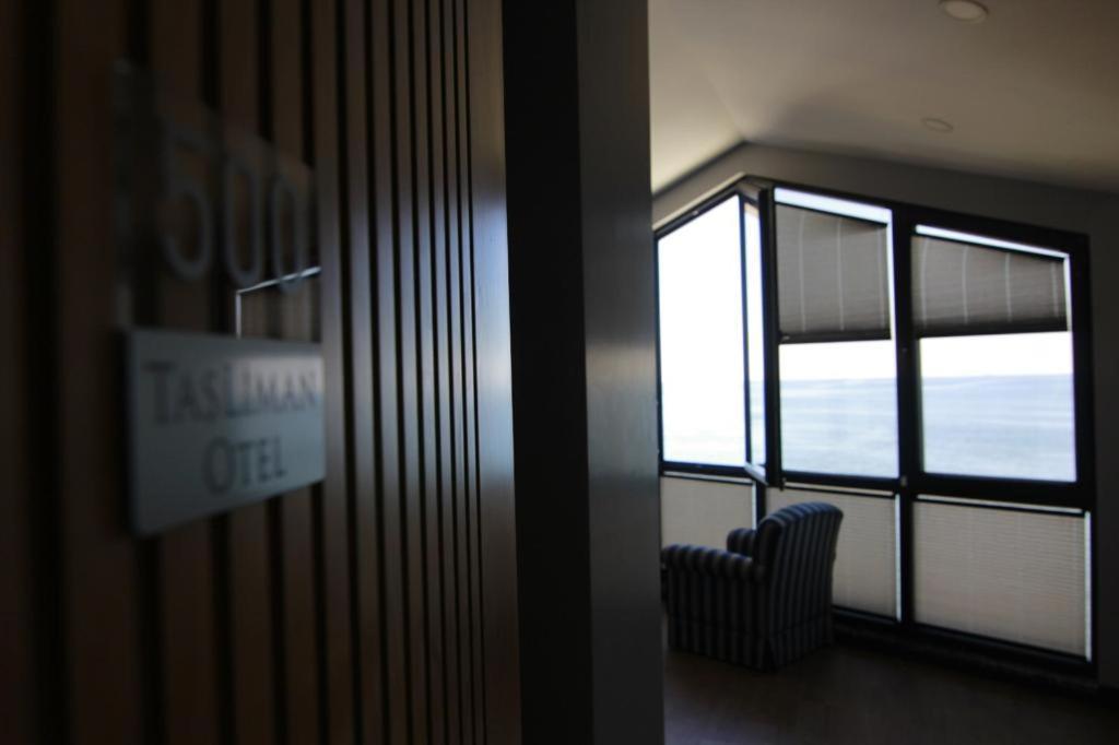 Tasliman Otel Γιάλοβα Εξωτερικό φωτογραφία