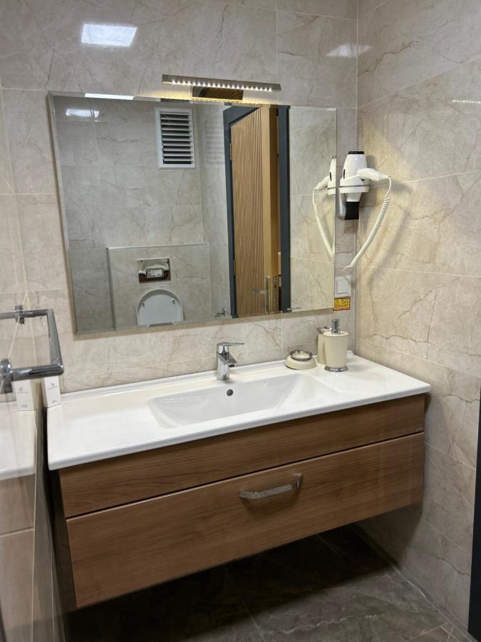 Tasliman Otel Γιάλοβα Εξωτερικό φωτογραφία
